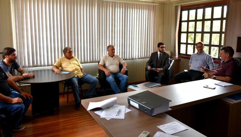 Comissão de Finanças e Orçamento analisa projetos de lei que tratam de incentivos fiscais e descontos em tributos municipais